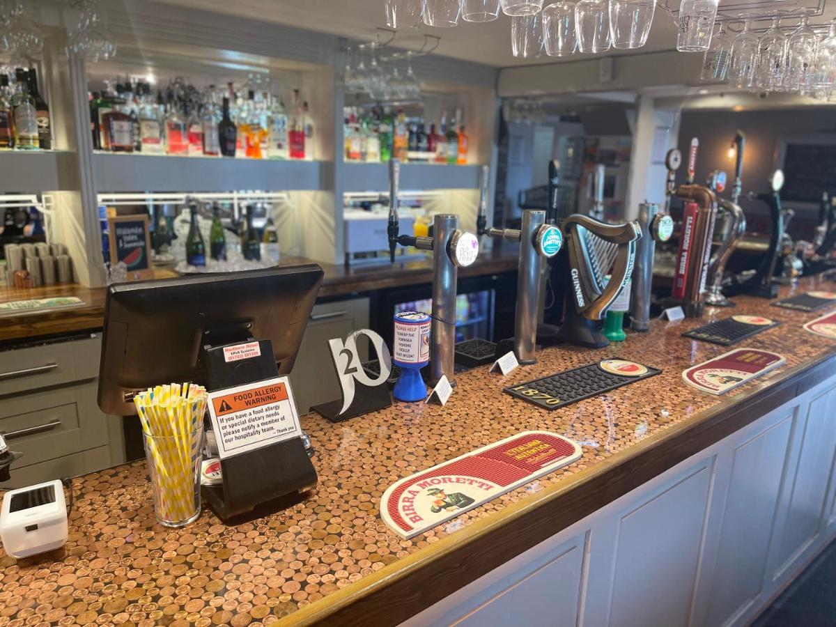 Rise The Railway Inn מראה חיצוני תמונה